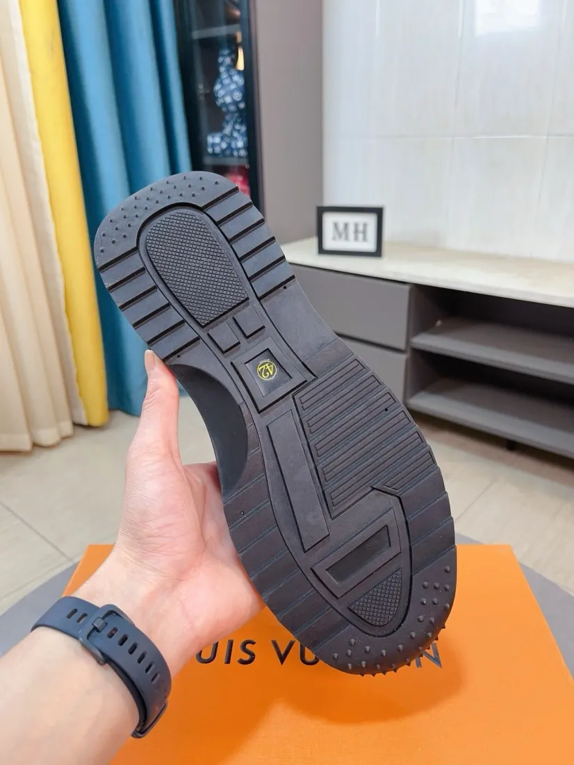 Men's shoes💰458🌹🌹[LV]🌹High-end brand of men's shoes: official website 1:1 latest masterpiece: the upper is made of Italian imported first-layer cowhide with special materials➕made of full genuine leather lining🔥, making walking more convenient and comfortable! Exclusive new style, stunning work [color]! Create a fashionable personality to set off your uniqueness! A must-have for trendy men! Classic🔥Number: 38-44